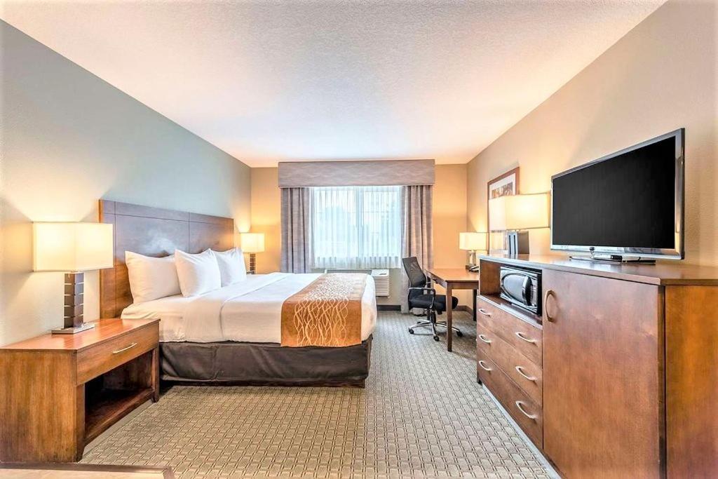 Amerivu Inn And Suites - Chisago City Exteriér fotografie