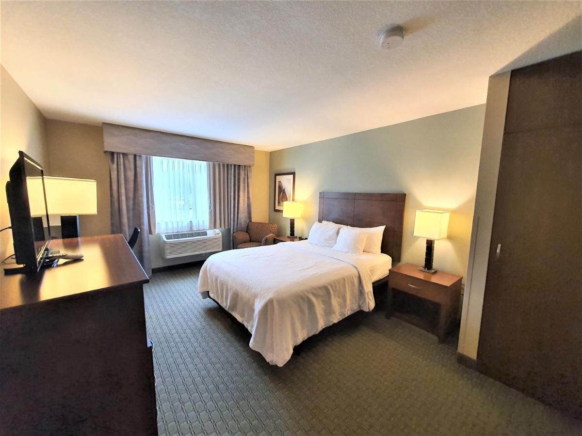Amerivu Inn And Suites - Chisago City Exteriér fotografie