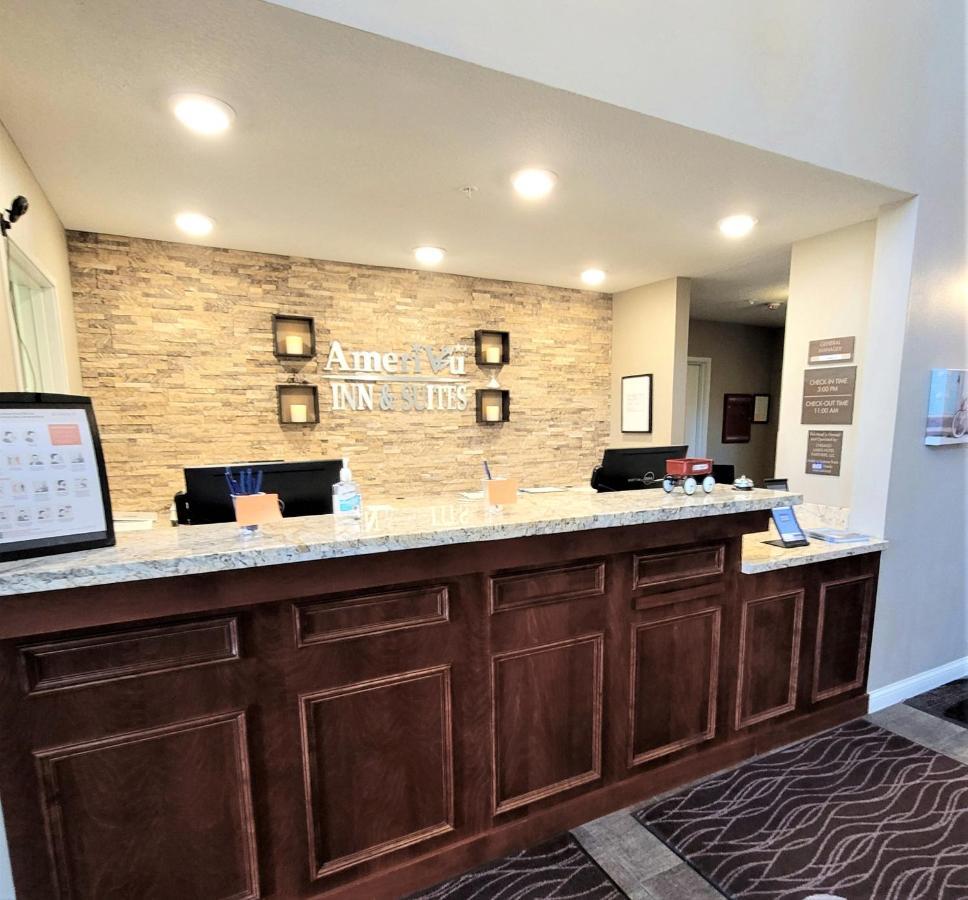 Amerivu Inn And Suites - Chisago City Exteriér fotografie