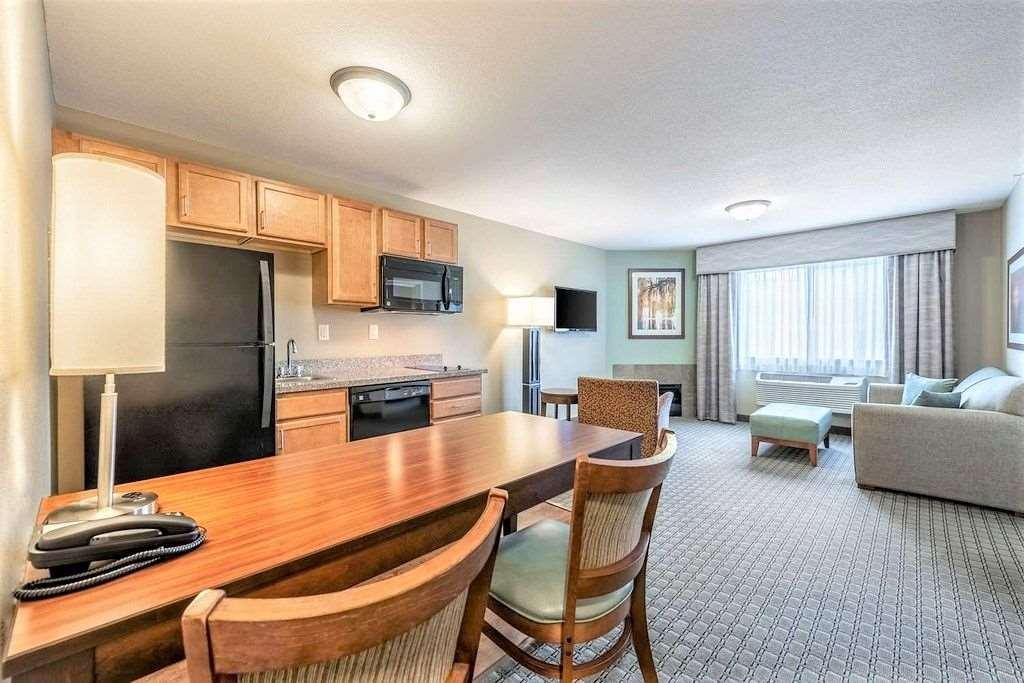 Amerivu Inn And Suites - Chisago City Pokoj fotografie